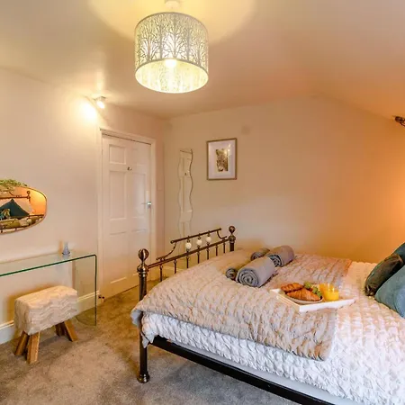 Nirvana Sunniest Spot In Apartment